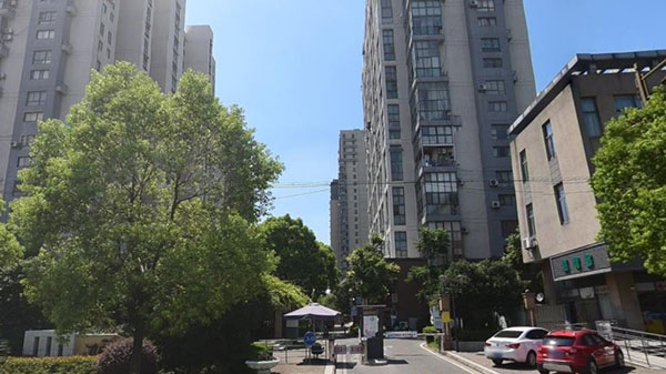 自由都市高档住宅午夜福利精品视频